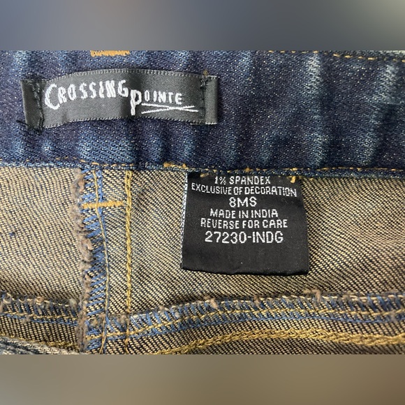 Crossing Pointe Jeans - Picture 2 of 9